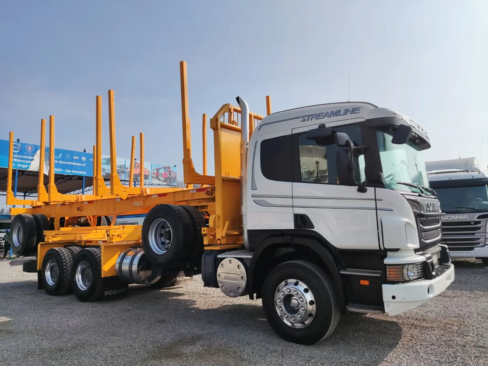 Camión Forestal Scania P400 - Año 2015 - 3 Ejes - Automatic - Blanco 