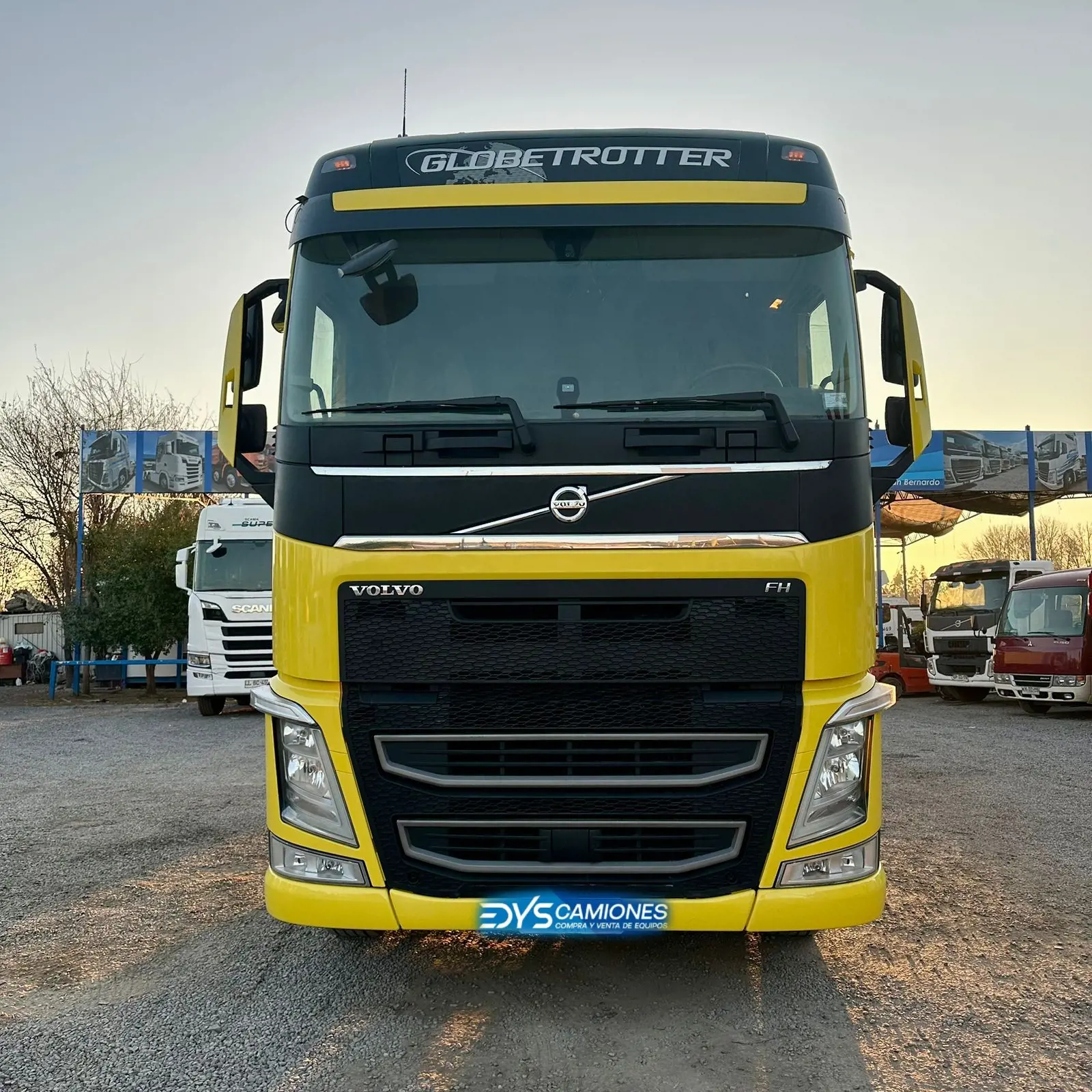 Tracto camión Volvo FH500 - Año 2019 - 3 Ejes - Automatic - amarillo