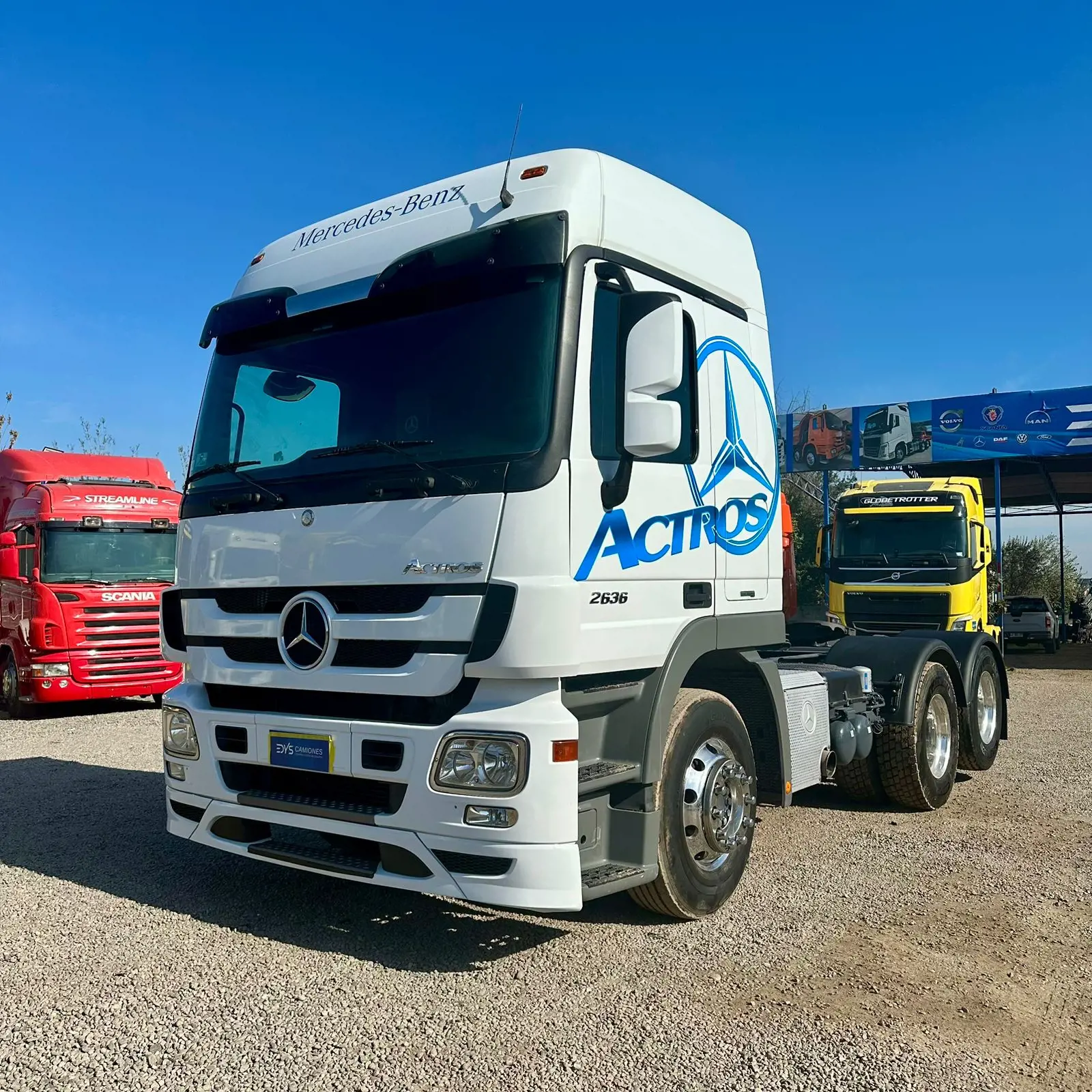 Tracto camión mercedes Benz 2636 - Año 2015 - 3 Ejes - Automatic - Blanco