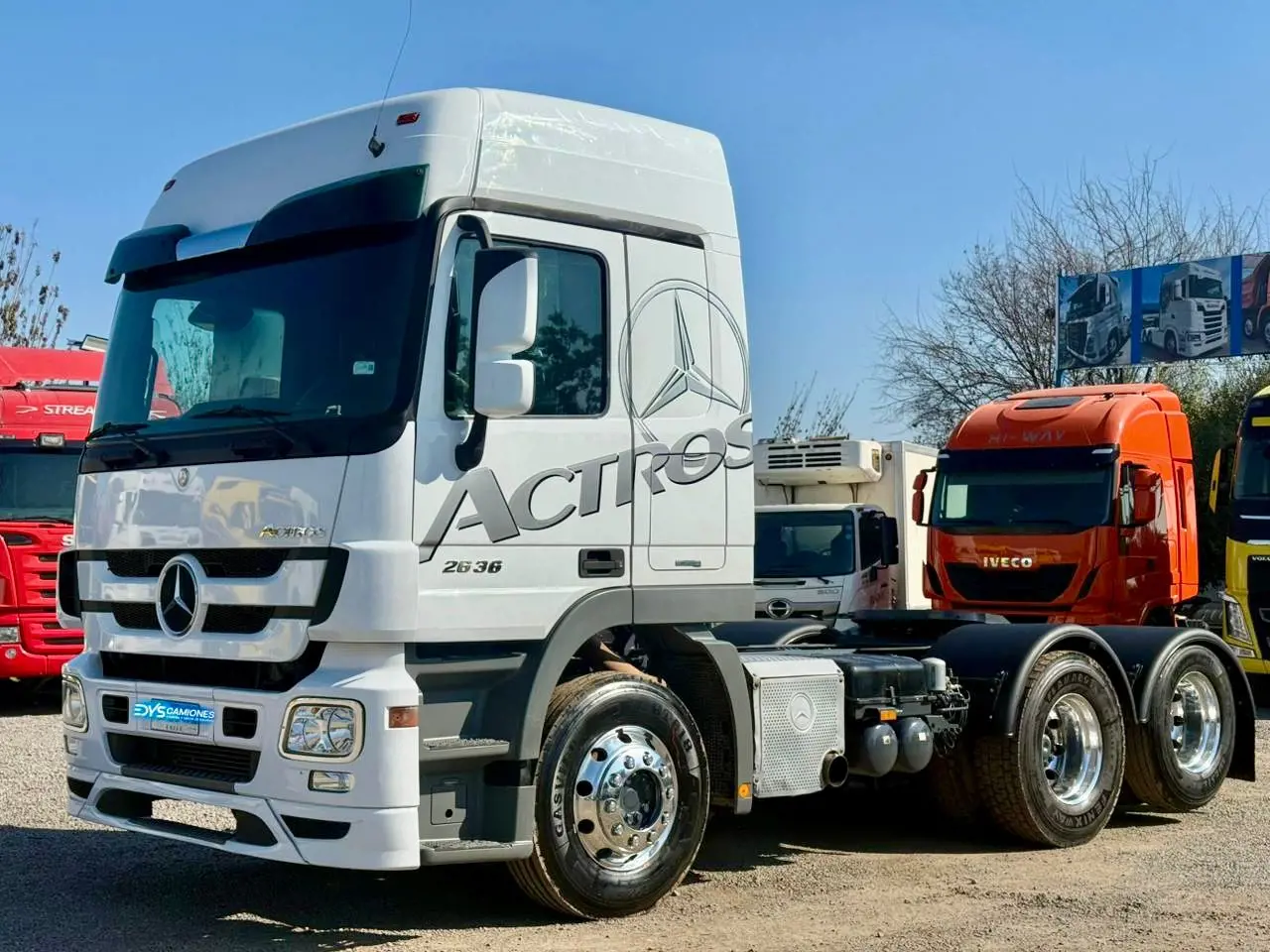 Tracto Camión Mercedes Benz 2636 - Año 2015 - 3 Ejes - Automatic - blanco