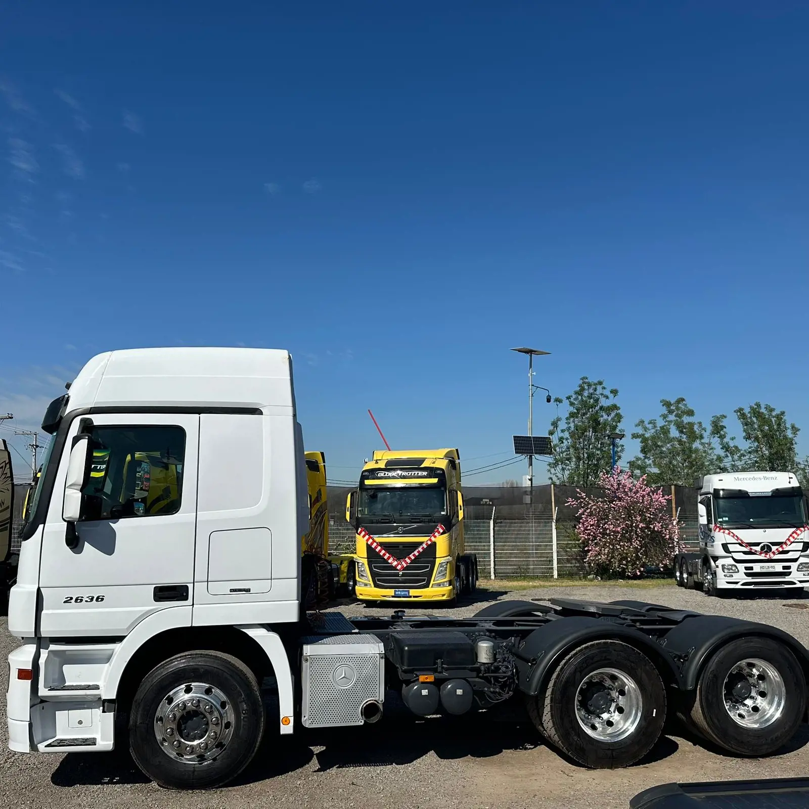 Tracto Camion Mercedes Benz 2636 - Año 2015 - 3 Ejes - Automatic - Blanco