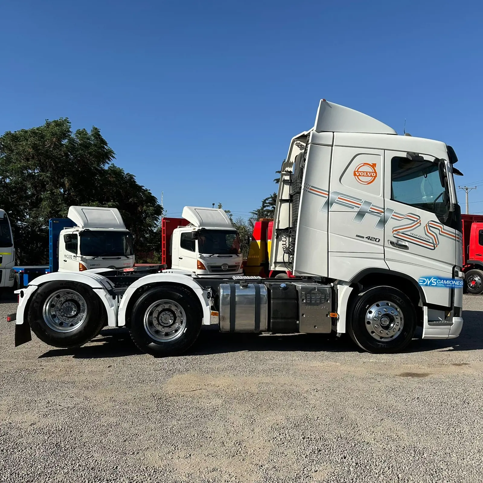 Tracto camión Volvo FH420 - Año 2020 - 3 Ejes - Automatic - Blanco