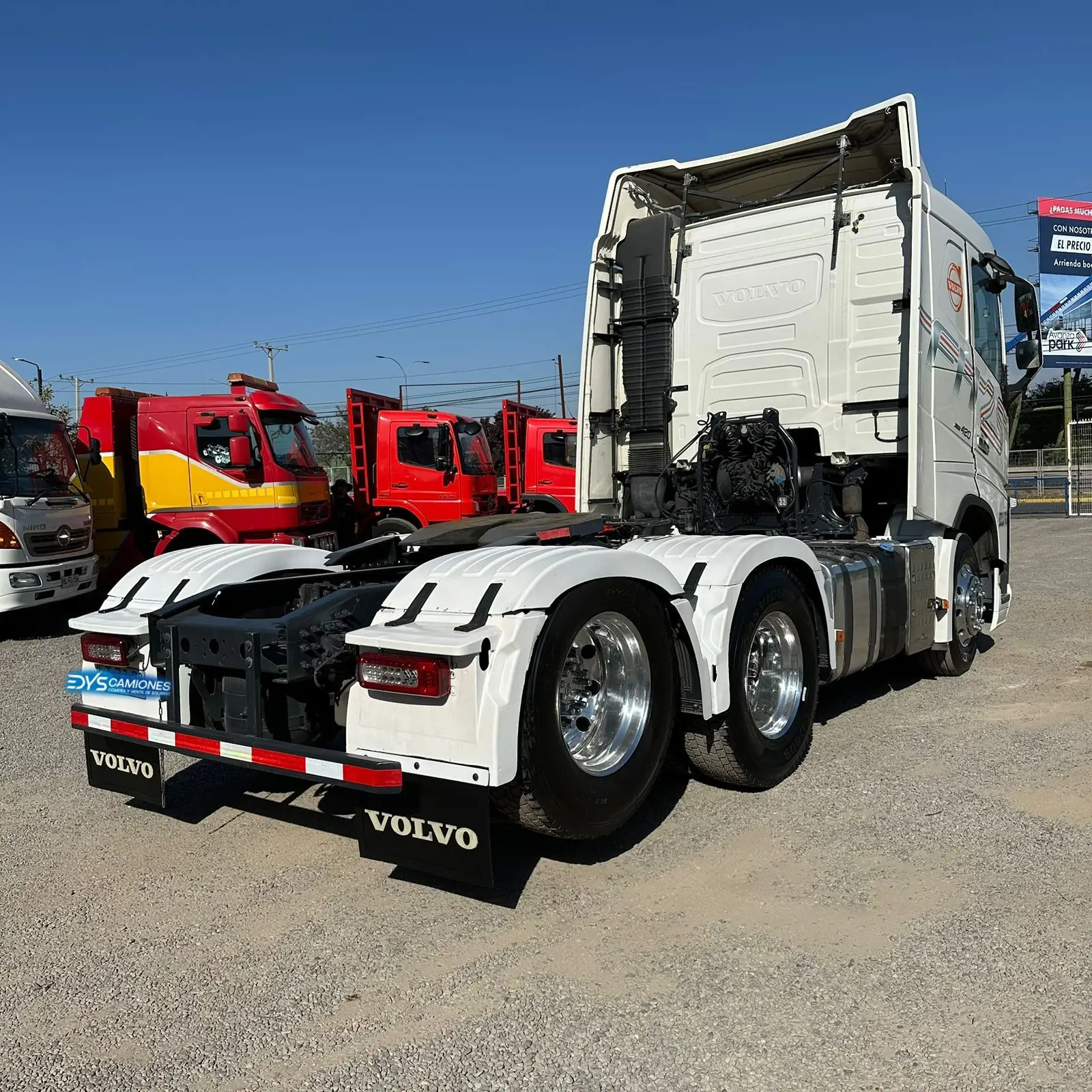 Tracto camión Volvo FH420 - Año 2020 - 3 Ejes - Automatic - Blanco